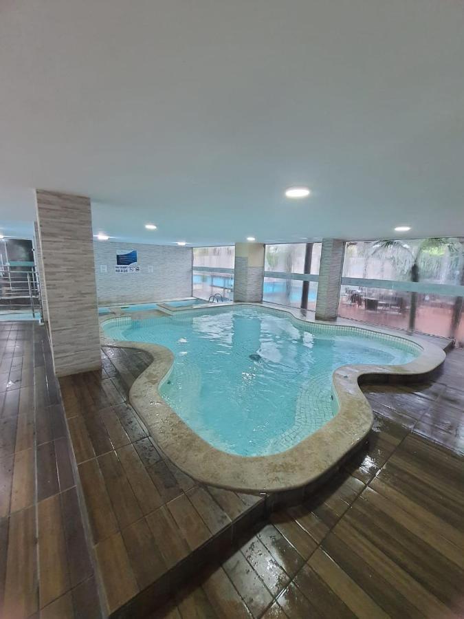 Apartamento com Vista da Piscina
